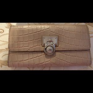 Michael kors wallet!